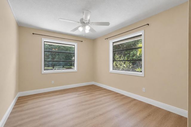 15721 111th Terrace N, Jupiter, FL 33478