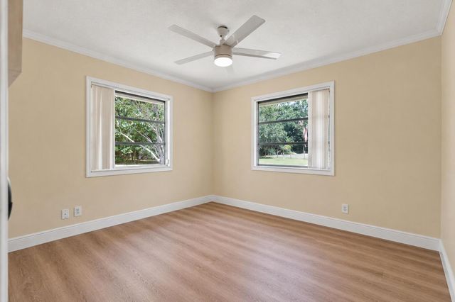 15721 111th Terrace N, Jupiter, FL 33478