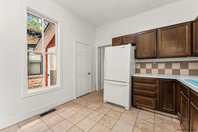 2510 MAXWELL AVE, Cheyenne, WY 82001
