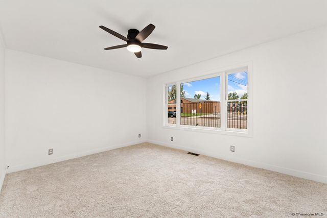 2510 MAXWELL AVE, Cheyenne, WY 82001