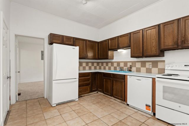 2510 MAXWELL AVE, Cheyenne, WY 82001