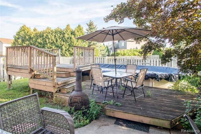 25846 Lord Drive, Chesterfield, MI 48051