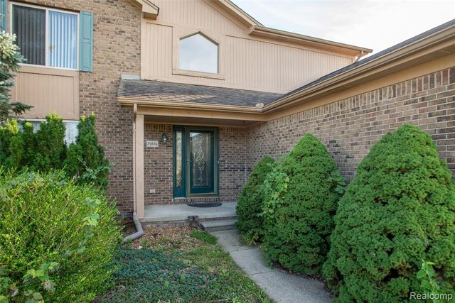 25846 Lord Drive, Chesterfield, MI 48051