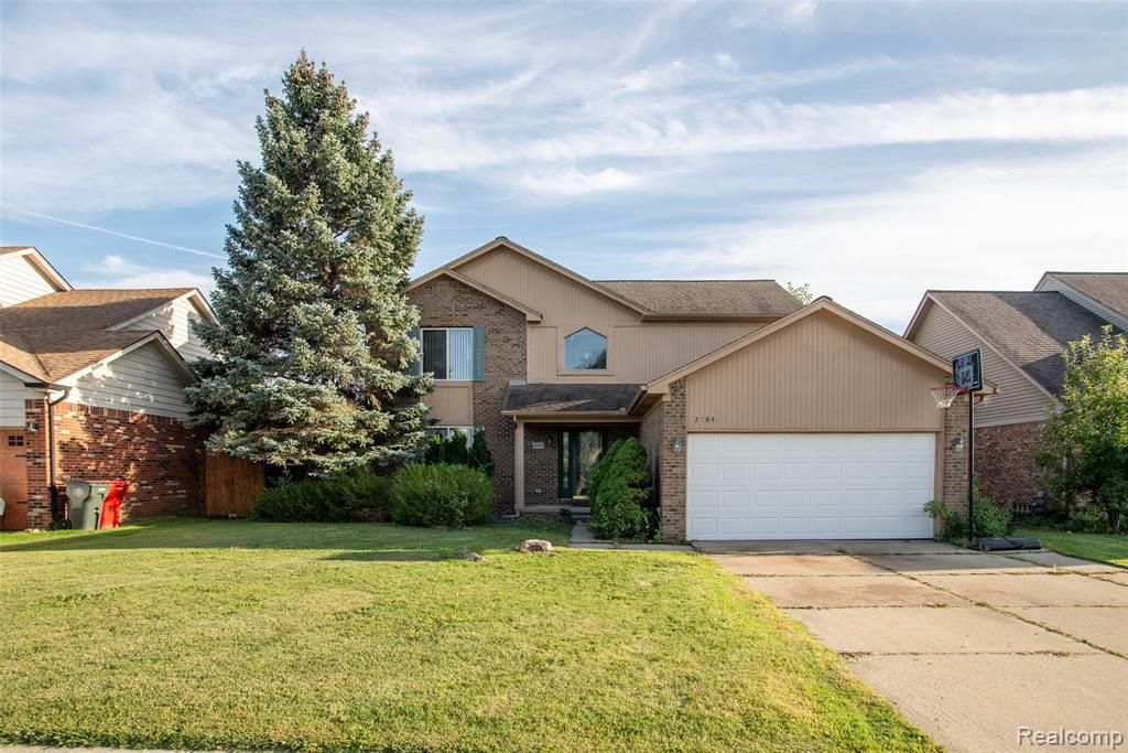 25846 Lord Drive, Chesterfield, MI 48051