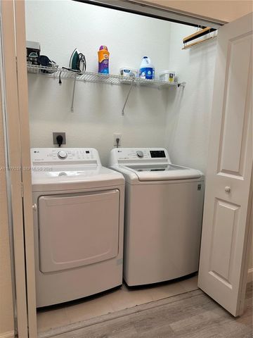 25216 SW 108th Ct, Homestead, FL 33032