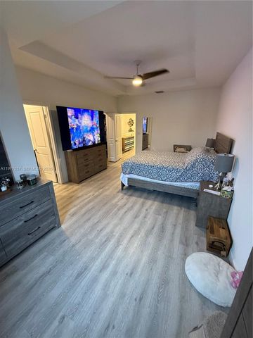 25216 SW 108th Ct, Homestead, FL 33032