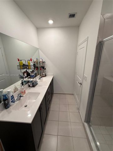 25216 SW 108th Ct, Homestead, FL 33032