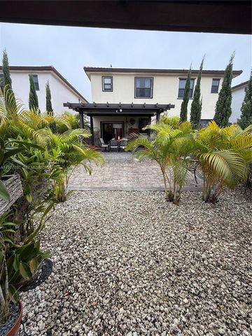 25216 SW 108th Ct, Homestead, FL 33032