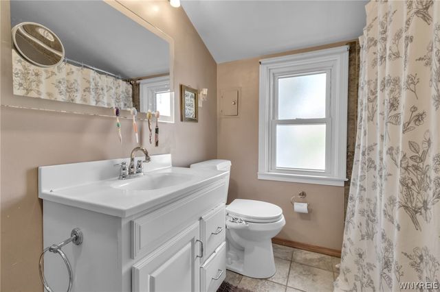 278 Woodridge Avenue, Cheektowaga, NY 14225