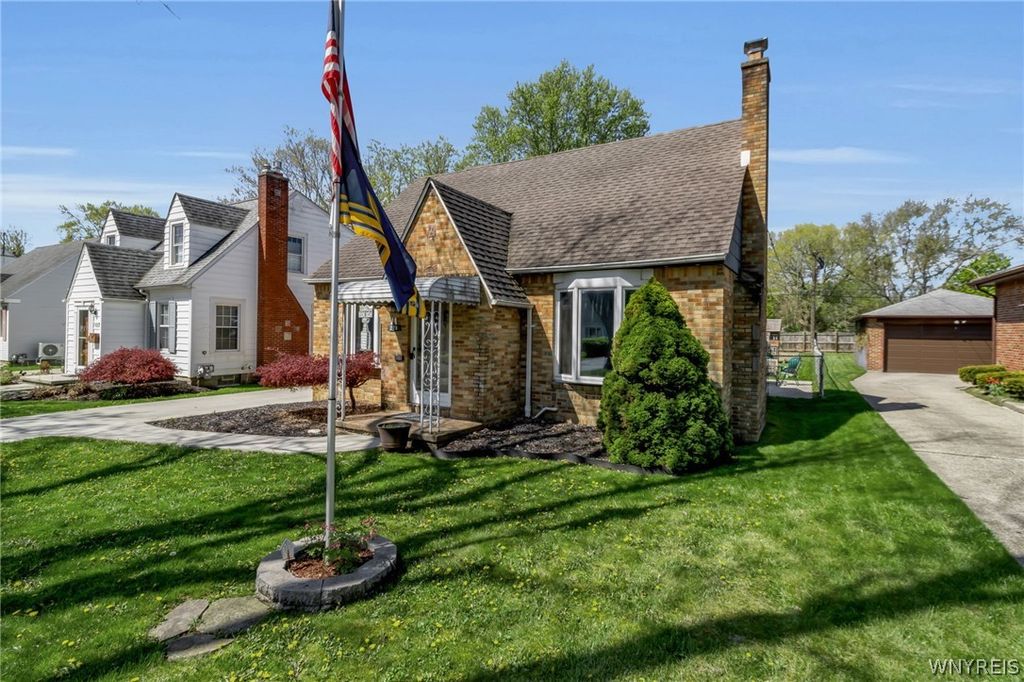 278 Woodridge Avenue, Cheektowaga, NY 14225
