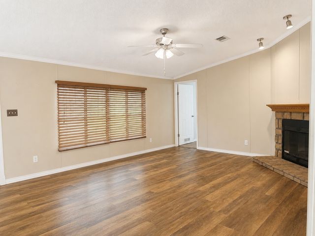 155 N Swanson Road, Mineral Wells, TX 76067
