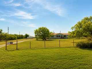 155 N Swanson Road, Mineral Wells, TX 76067