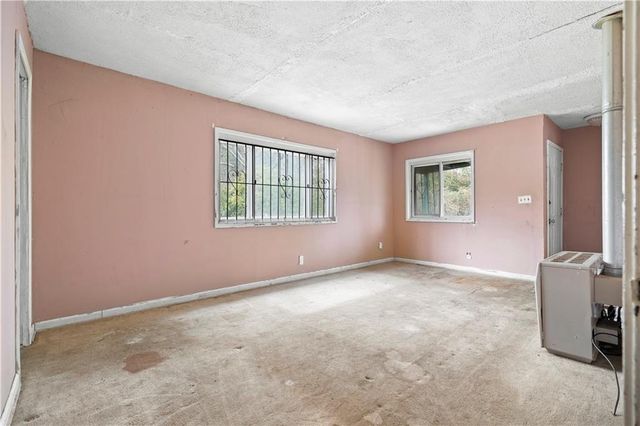 2524 Gordon SE Circle, Smyrna, GA 30080