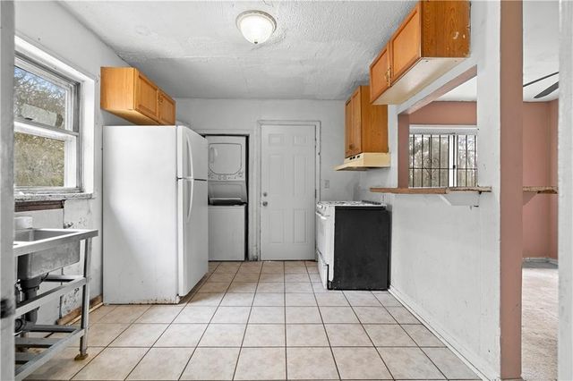 2524 Gordon SE Circle, Smyrna, GA 30080