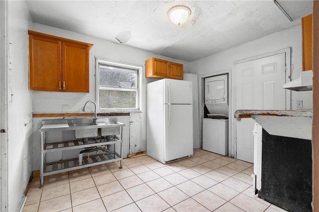 2524 Gordon SE Circle, Smyrna, GA 30080