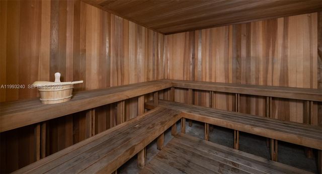 2950 NE 188th St 139, Aventura, FL 33180