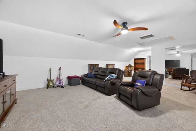 465 Spencers Gate Drive, Youngsville, NC 27596