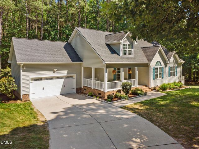 465 Spencers Gate Drive, Youngsville, NC 27596
