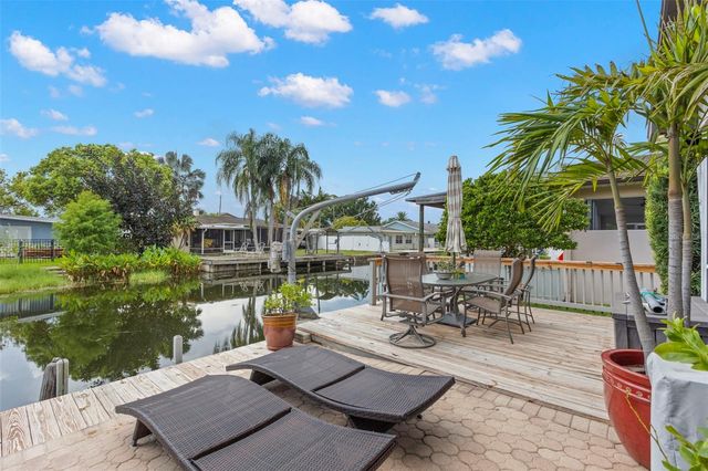 93 S CANAL DRIVE, Palm Harbor, FL 34684