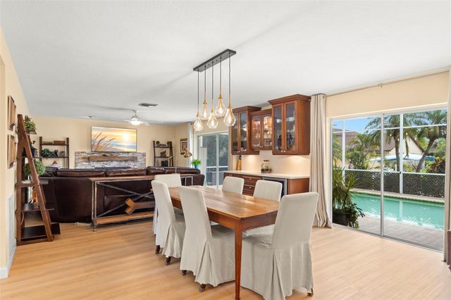 93 S CANAL DRIVE, Palm Harbor, FL 34684
