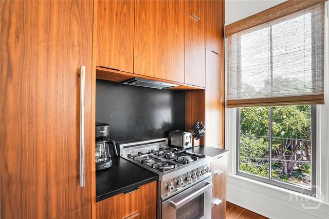 419 E Taylor Street, Savannah, GA 31401