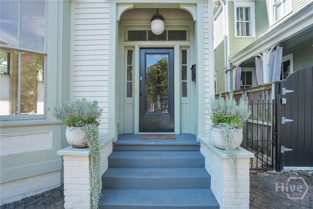 419 E Taylor Street, Savannah, GA 31401