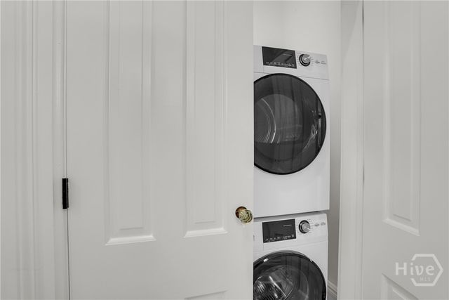 419 E Taylor Street, Savannah, GA 31401