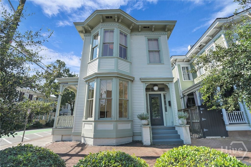 419 E Taylor Street, Savannah, GA 31401