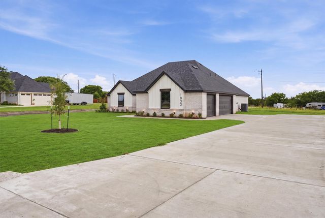 1033 Uplift Drive, Weatherford, TX 76087