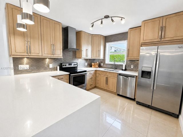 2830 NE 56th Court, Fort Lauderdale, FL 33308