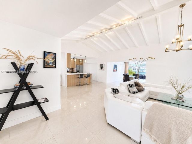 2830 NE 56th Court, Fort Lauderdale, FL 33308