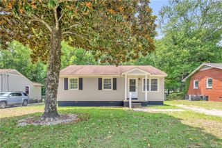 713 Commerce Street, Fayetteville, NC 28305