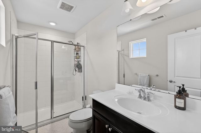 6 SWEETGUM ST, Swedesboro, NJ 08085