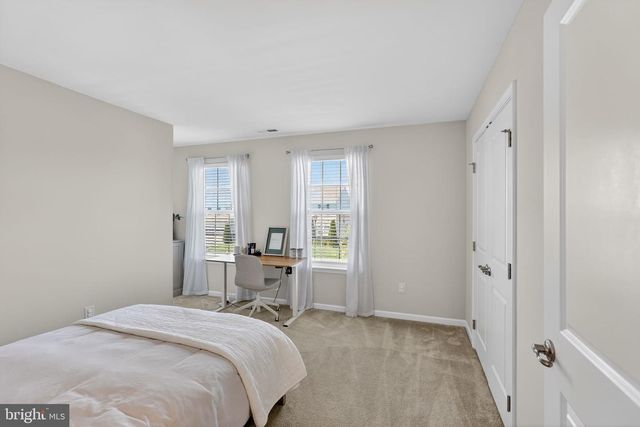6 SWEETGUM ST, Swedesboro, NJ 08085