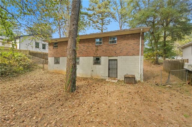 2139 Trailwood Road, Decatur, GA 30032