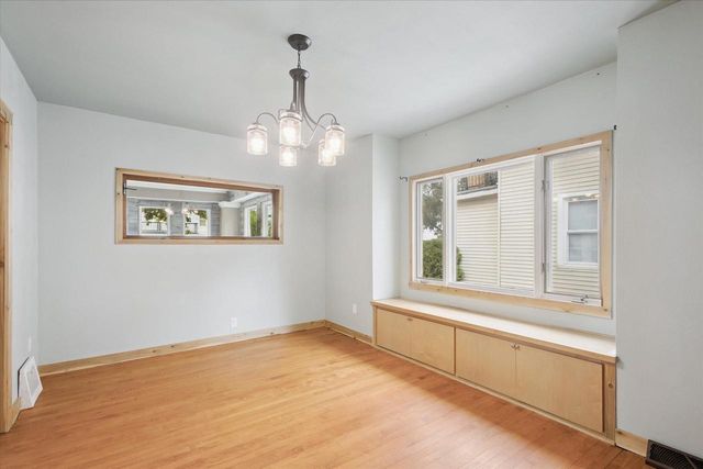 119 S CLAY STREET, Green Bay, WI 54301