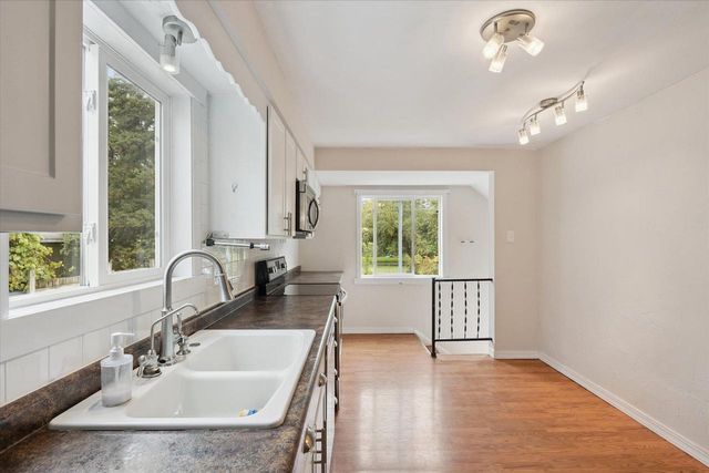 119 S CLAY STREET, Green Bay, WI 54301