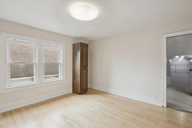 119 S CLAY STREET, Green Bay, WI 54301