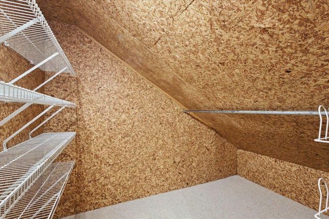 119 S CLAY STREET, Green Bay, WI 54301