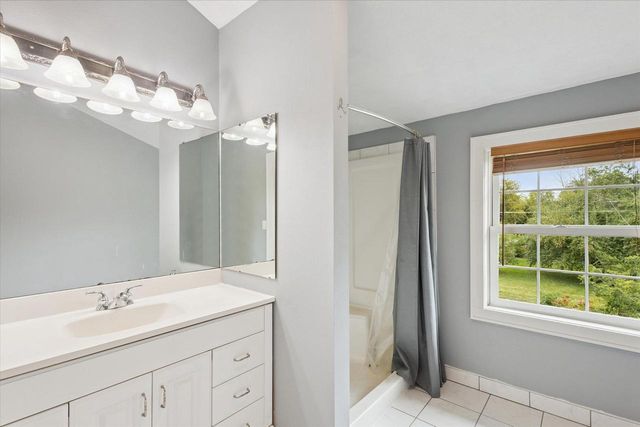 119 S CLAY STREET, Green Bay, WI 54301