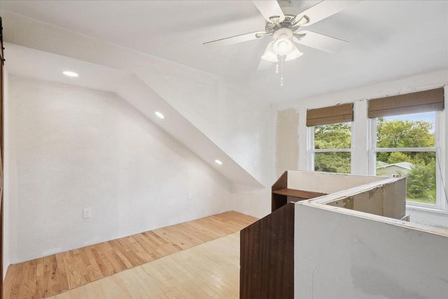 119 S CLAY STREET, Green Bay, WI 54301