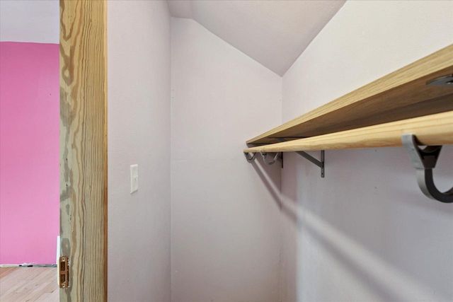 119 S CLAY STREET, Green Bay, WI 54301