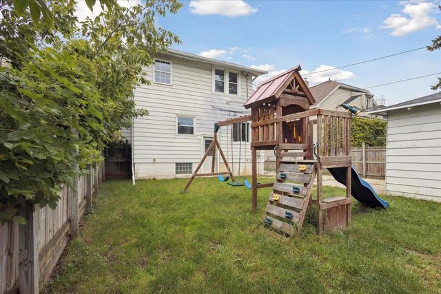 119 S CLAY STREET, Green Bay, WI 54301