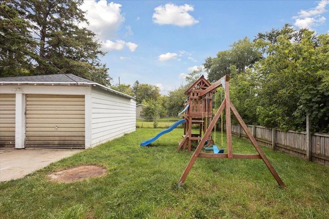 119 S CLAY STREET, Green Bay, WI 54301