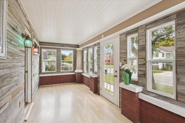 119 S CLAY STREET, Green Bay, WI 54301