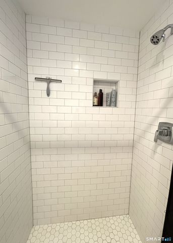 272 Saint John Street 1, New Haven, CT 06511