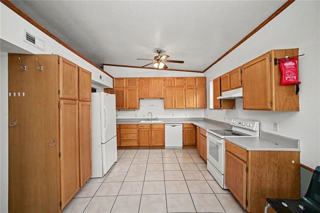 515 W Santa Fe Street, Olathe, KS 66061