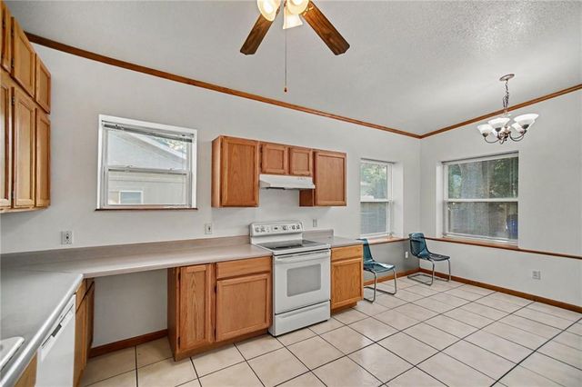 515 W Santa Fe Street, Olathe, KS 66061