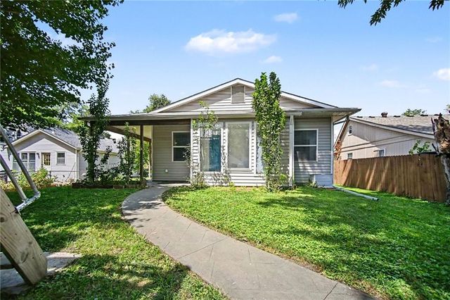 515 W Santa Fe Street, Olathe, KS 66061