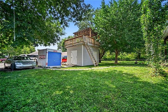 515 W Santa Fe Street, Olathe, KS 66061